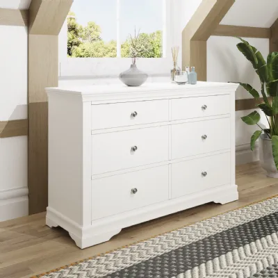 White Painted Chest of 6 Drawers Brass Knobs